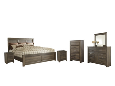 Juararo Dark Brown King Panel Bed with Mirrored Dresser, Chest and 2 Nightstands