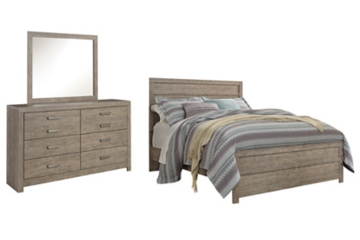 Culverbach Gray Queen Panel Bed with Mirrored Dresser