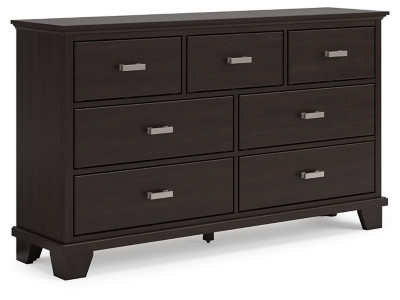 Covetown Dark Brown King Panel Bed with Dresser