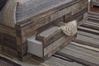 Benchcraft Derekson Multi Gray Queen Panel Bed with 6 Storage Drawers with Mirrored Dresser, Chest and Nightstand