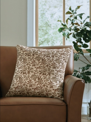 Ashley Altmontner Brown Beige Pillow (Set of 4)