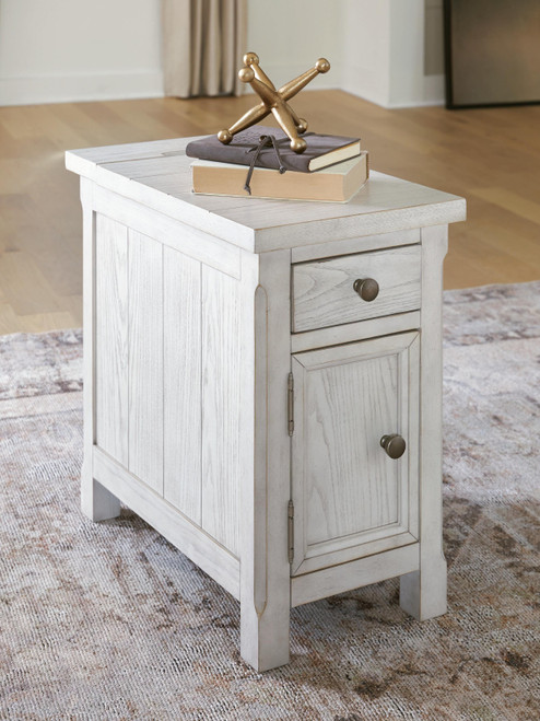 Ashley Robbinsdale Antique White Chairside End Table