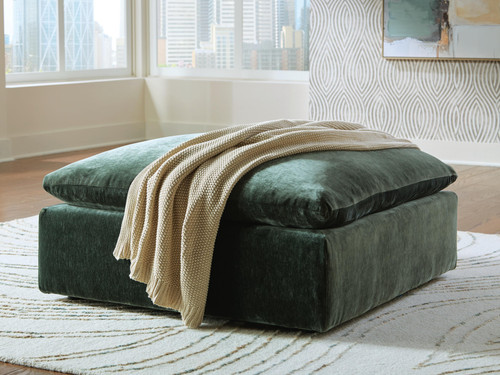 Benchcraft Carriage View Jade Oversized Accent Ottoman