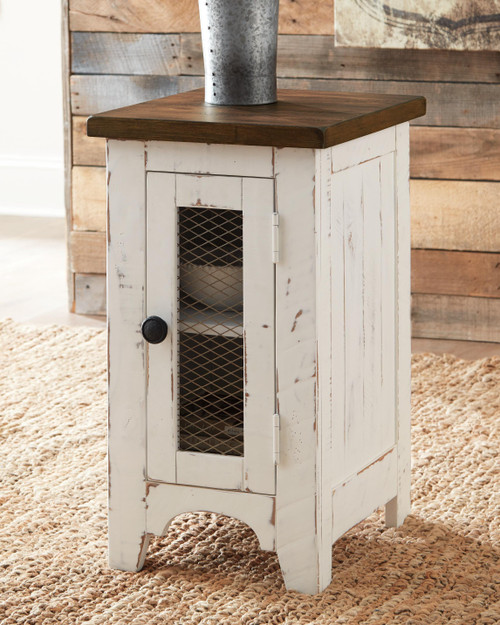 Ashley Wystfield White Brown Chairside End Table
