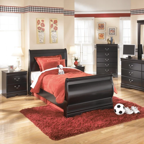 Ashley Huey Vineyard Black Dresser and Mirror
