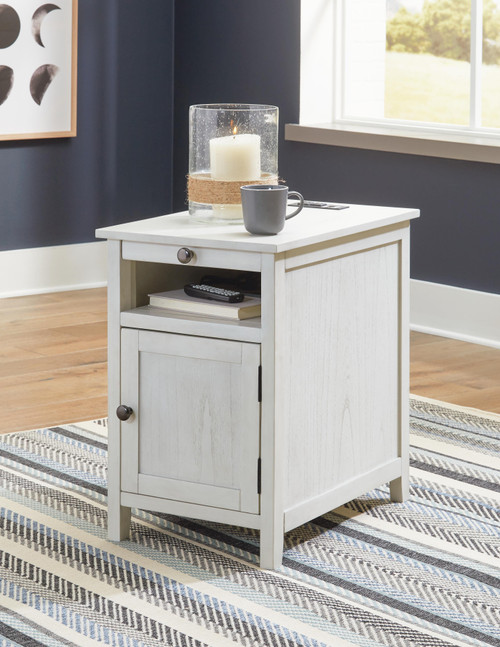 Ashley Treytown Antique White Chairside End Table