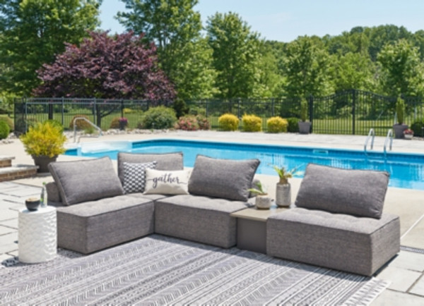 Ashley Bree Zee Brown 5-Piece Outdoor Sectional