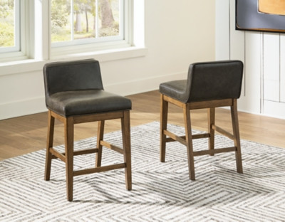 Ashley Cabalynn Two-tone Brown Counter Height Barstool (Set of 2)