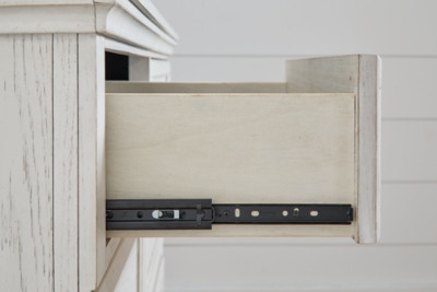 Robbinsdale Antique White Queen Panel Bed with Mirrored Dresser