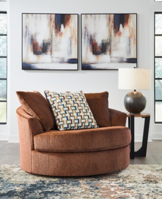 Ashley Laylabrook Spice Oversized Swivel Accent Chair