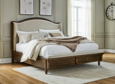 Benchcraft Sturlayne Brown King Upholstered Panel Bed