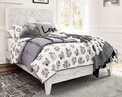 Ashley Paxberry Whitewash Full Panel Bed