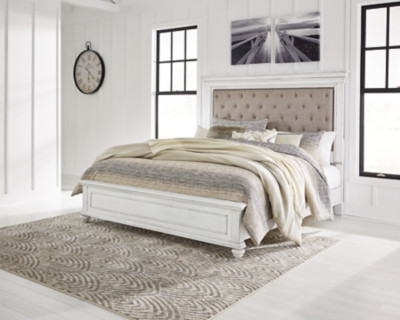 Benchcraft Kanwyn Whitewash Queen Upholstered Panel Bed