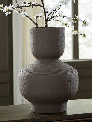 Ashley Dalsen Brown Vase A2000873