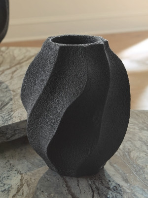 Ashley Judworth Black Vase A2000875