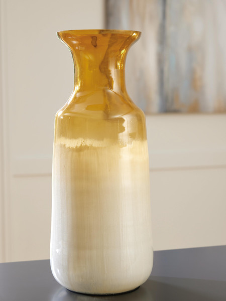 Ashley Wynburg White Amber Vase A2000724