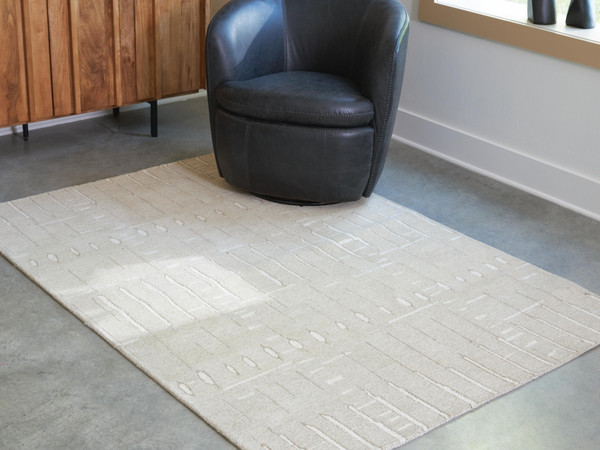 Ashley Wolbert Tan Ivory 5' x 7' Area Rug