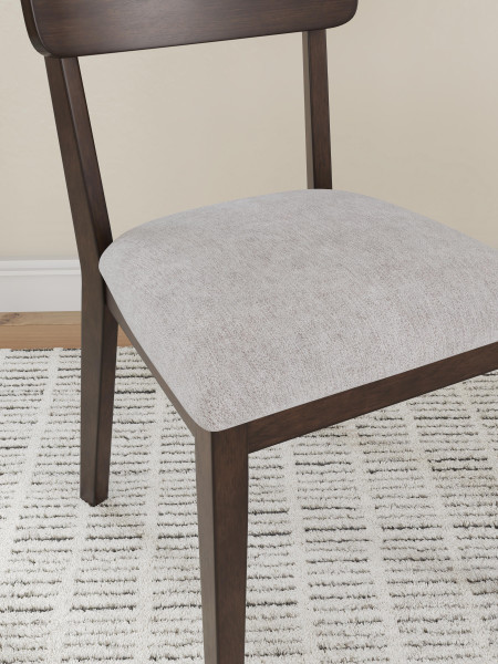 Ashley Dantenton Merlot Dining Chair (Set of 2)