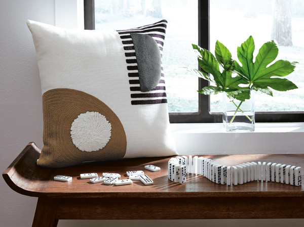 Ashley Longsum Black White Honey Pillow