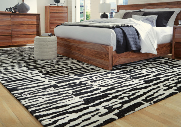 Ashley Bramshaw Black Ivory 10' x 14' Rug