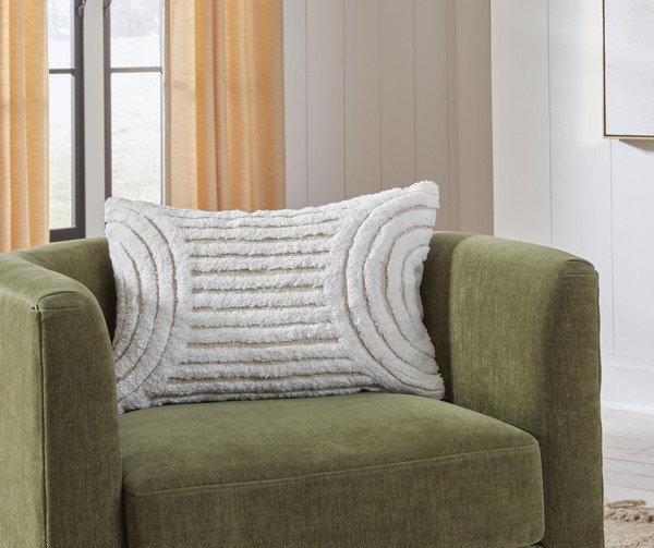 Ashley Farissen White Tan Pillow (Set of 4)