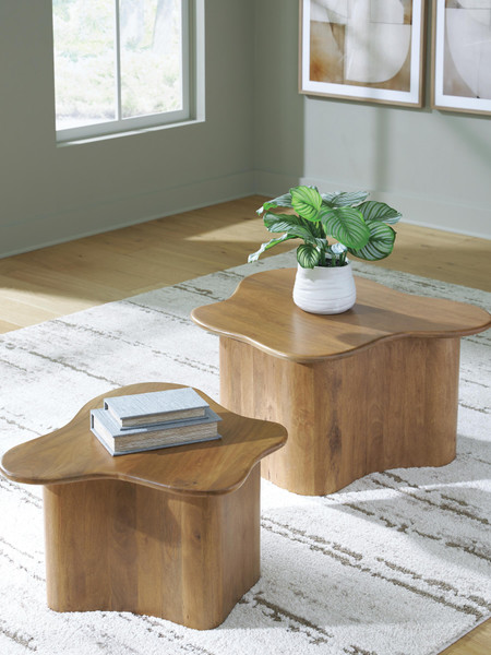 Ashley Abeford Brown Accent Coffee Table (Set of 2)