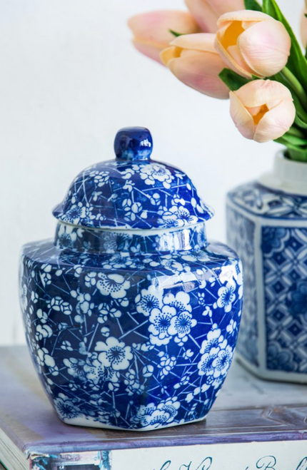 Ginger Jar, Blue and White Chinoiserie STYLE 2