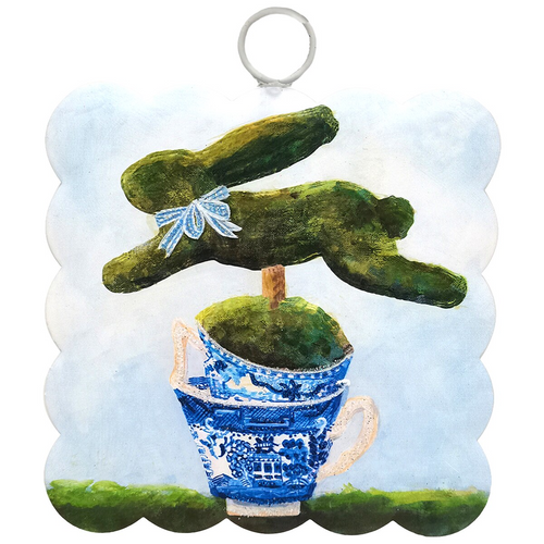 *NEW* Mini Scallop Art Bunny in Teacup