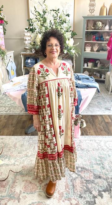 Dress, Flowy Maxi Cream/Red Floral LARGE