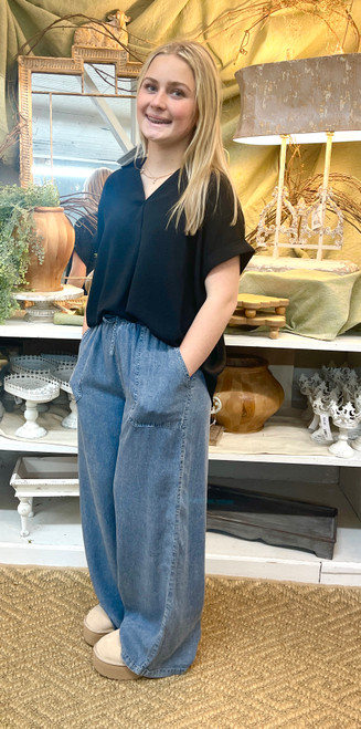 Shirt, Tori Black Silky Short Sleeve