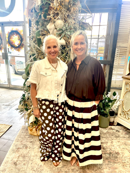 Skirt, Pleated a-Line Striped Black and Ivory