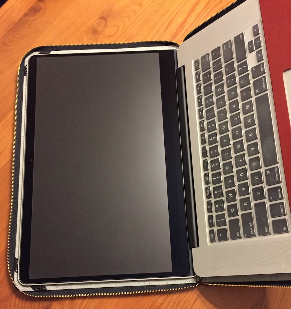 11.6 inch - Fiara Laptop / NoteBook Anti Blue Light Screen Protector / Filter | Self-Adhesive Film