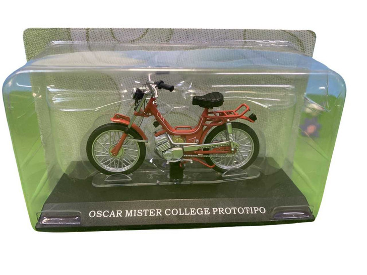 Macheta metal si plastic scuter Oscar Mister College Prototipo 1:18 - Imagine 1