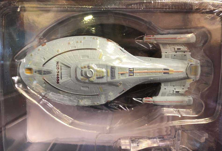 Macheta Star Trek U.S.S. Voyager ncc-74656 - Imagine 1