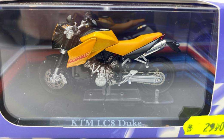 Macheta motocicleta KTM lc8 Duke scara 1/18 - Imagine 1