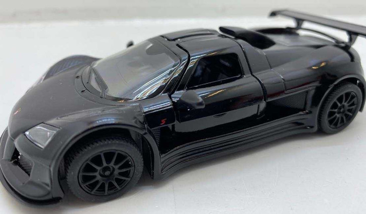 Macheta 2010 Gumpert Apollo Sport negru 1/36 - Imagine 1