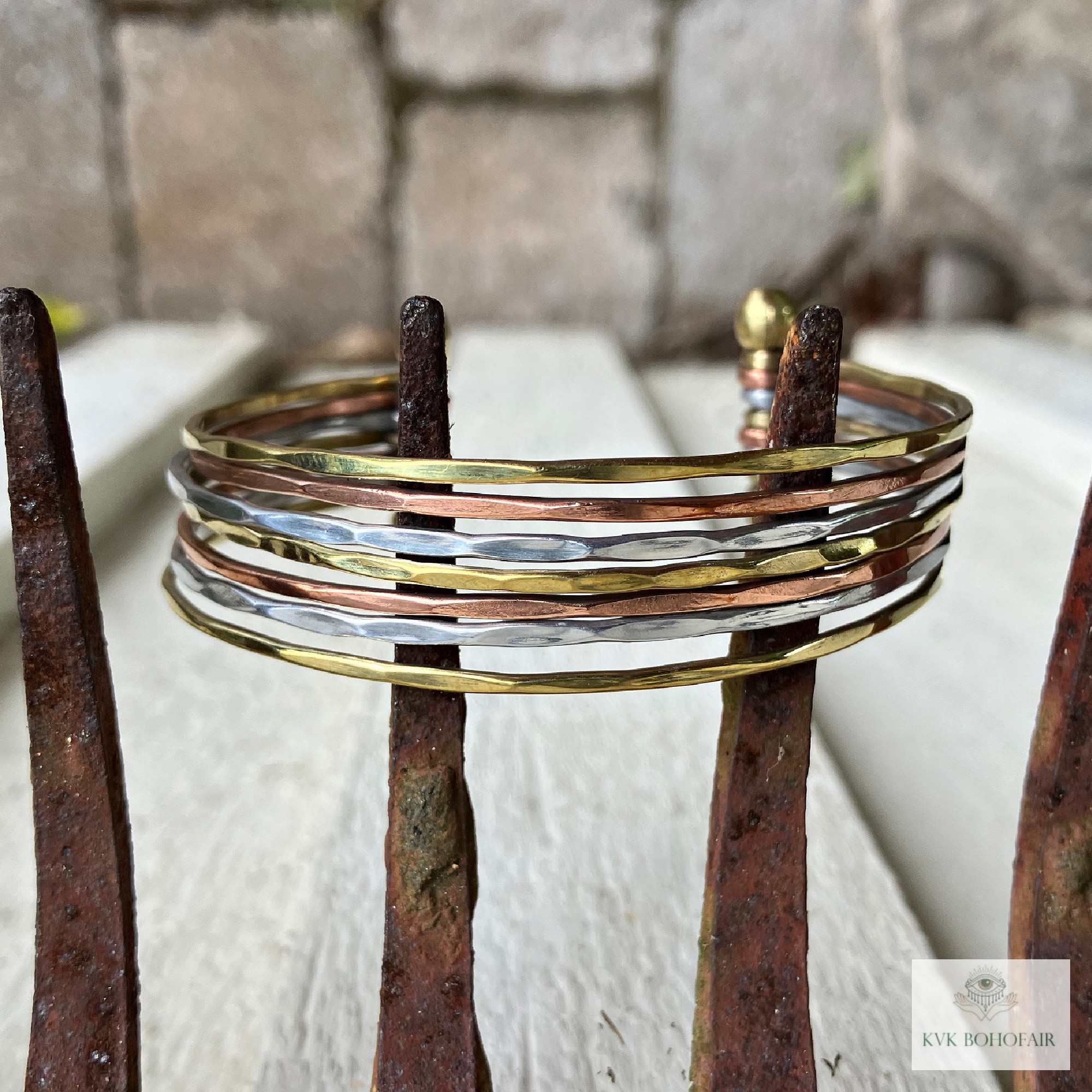 メキシカンジュエリー Hammered Cuff Bracelet Thin Mixed Metal Hammered Cuff Bracelet