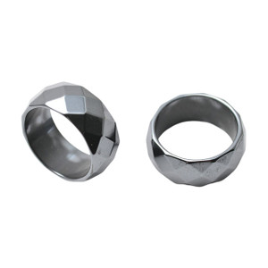 6mm Magnetic Hematite Faceted Ring
