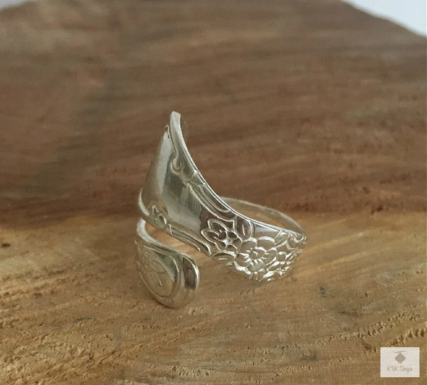 Polished Floral Spoon Ring - Side