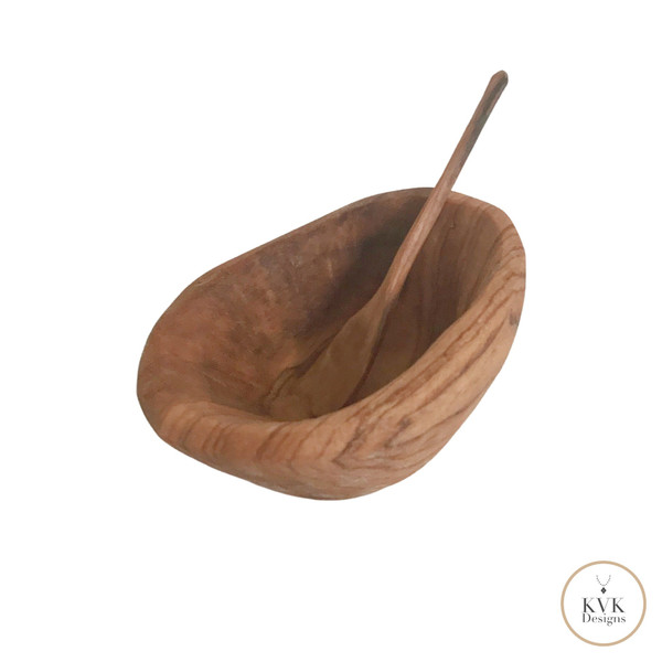 Olive Wood Salt Pot - Small Salt Bowl - Kitchen Pinch Pot