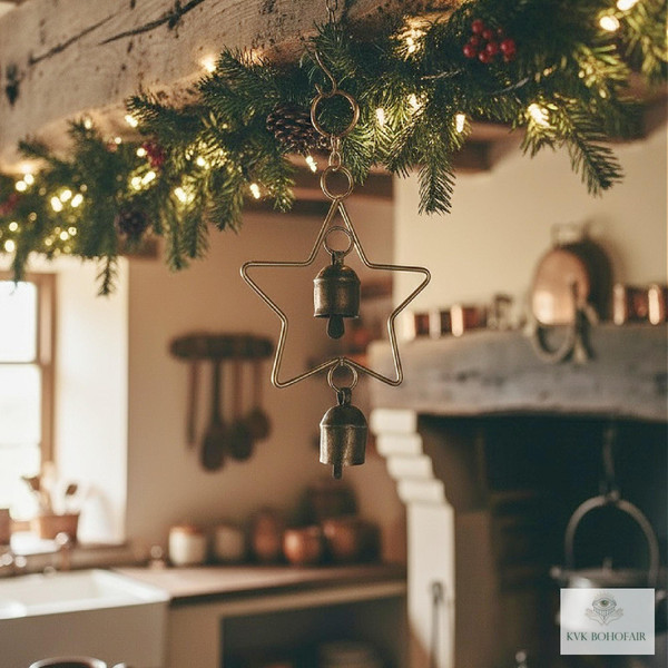 Christmas Star Bells Chime - Rustic Holiday Decoration