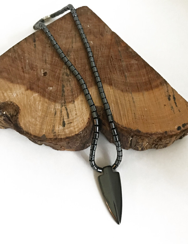  Arrowhead Hematite Necklace