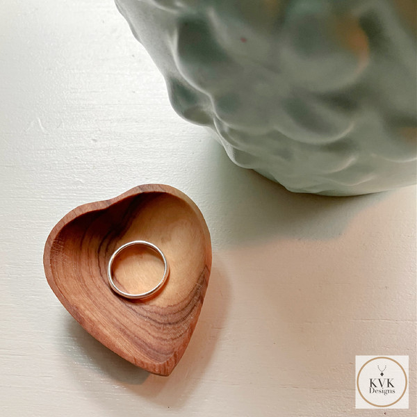 Small Olive Wood Heart Shaped Bowl