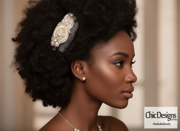 Rhinestone Embroidered Hair Comb worn by model
