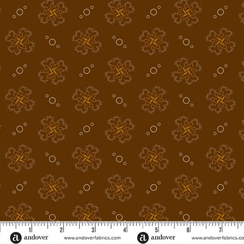 BRIDGEPORT BY JO MORTON Quatrefoil Brown