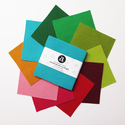 WoolWerks 10x10 Merry and Bright