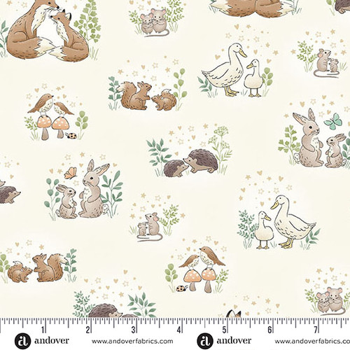 Little Ones by Makower UK Hugs Cream