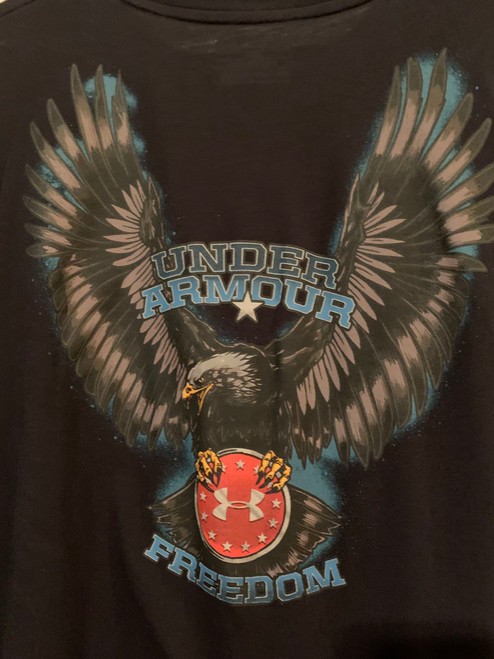 NWOT - UNDER ARMOUR Freedom Eagle Image Adult Size L Black Double Sided Short Sleeve Heat Gear Tee