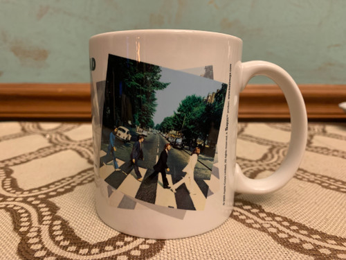 Vintage 2005 Apple Corp THE BEATLES Abby Road Album Design Image Ceramic Mug