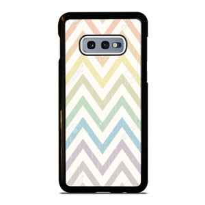 CHEVRON PATTERN RAINBOW COLOR Samsung Galaxy S10e Case Cover